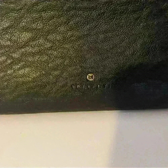 Traventi Leather double slip black crossbody hand‎ bag - Picture 3 of 10